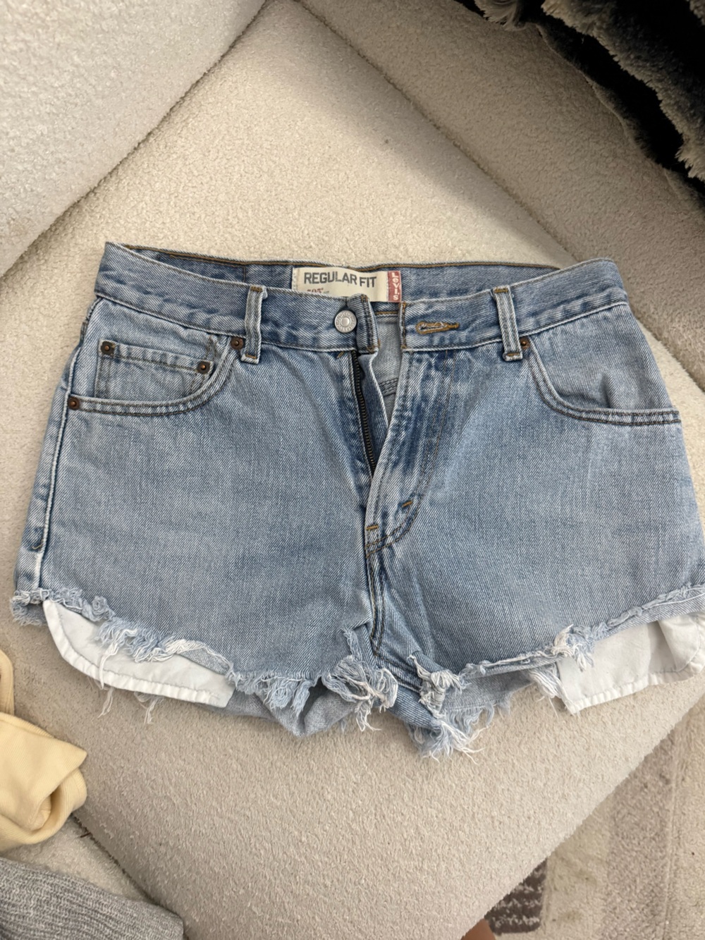 Levi’s 505 Light Blue Frayed Hem Denim Shorts - Regular Fit